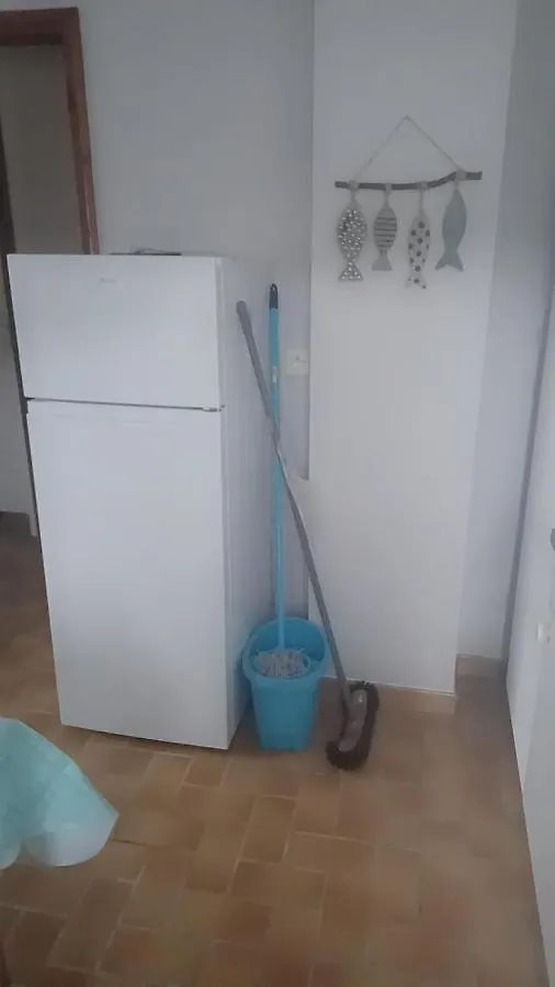 Petite Maison Ploufragan 0*,  France